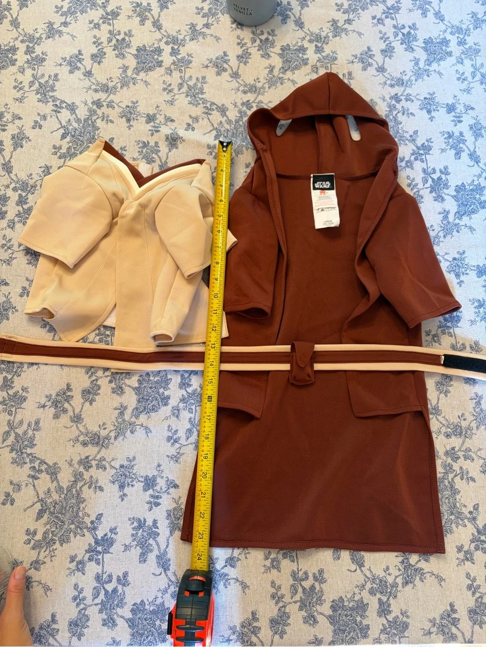 🔥 SALE! 5 for $20 🛍️ Rubie's Brown and Cream Jedi Robe Dog Costume